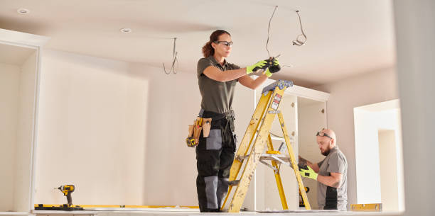 Best 24-Hour Electrician  in Gallatin, MO